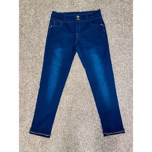 2/20$🌟 My Fit Denim Jeans